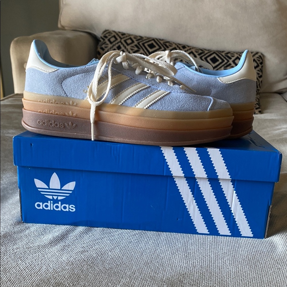Adidas Light Blue and Cream Sneakers with Gum Sole